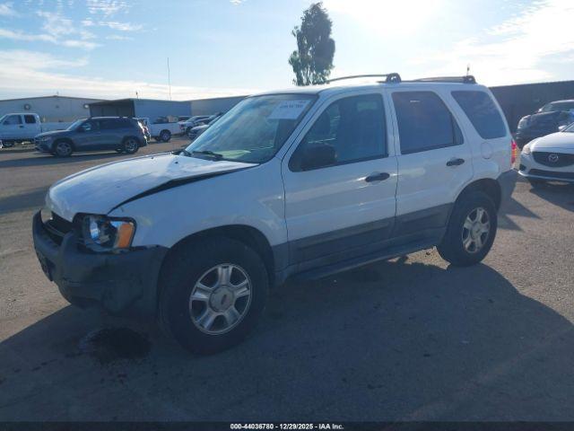 Ford Escape Xlt Image 8