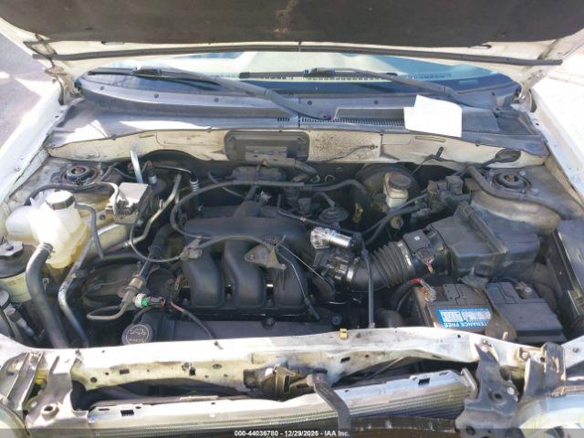 Ford Escape Xlt Image 15