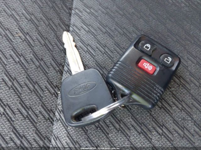 Ford Escape Xlt Image 5