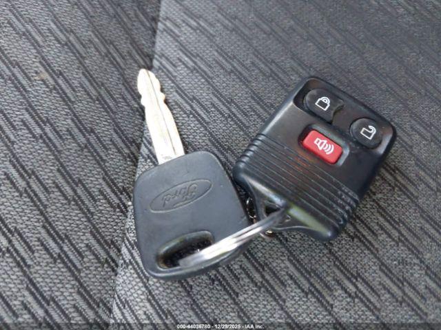 Ford Escape Xlt Image 5