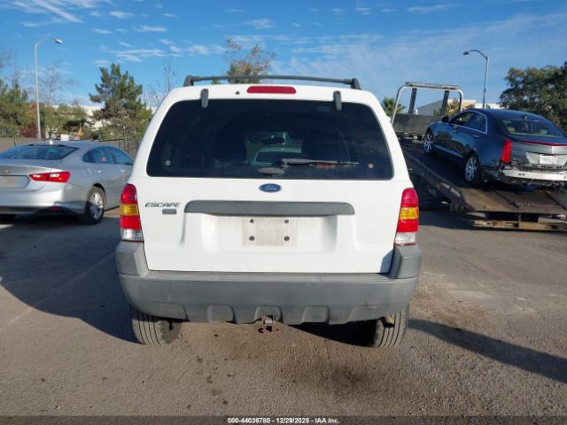Ford Escape Xlt Image 16