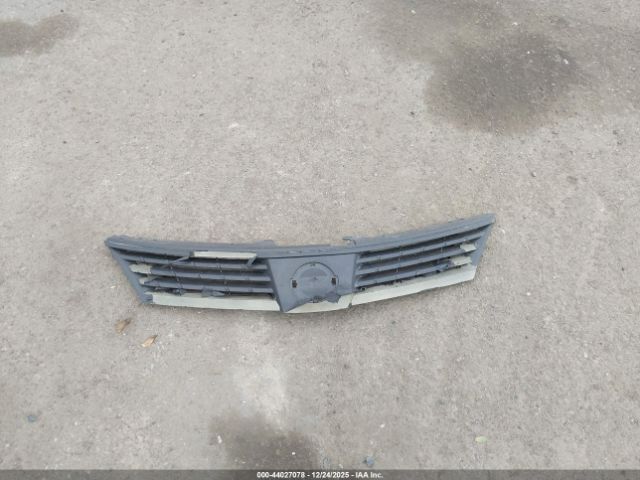 Nissan Versa 1.6 Image 10