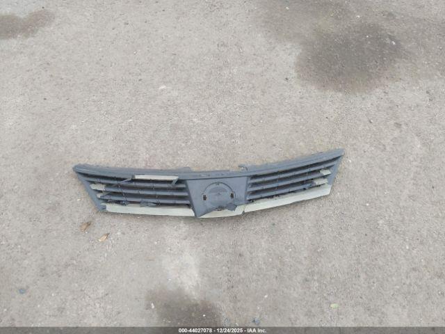 Nissan Versa 1.6 Image 10