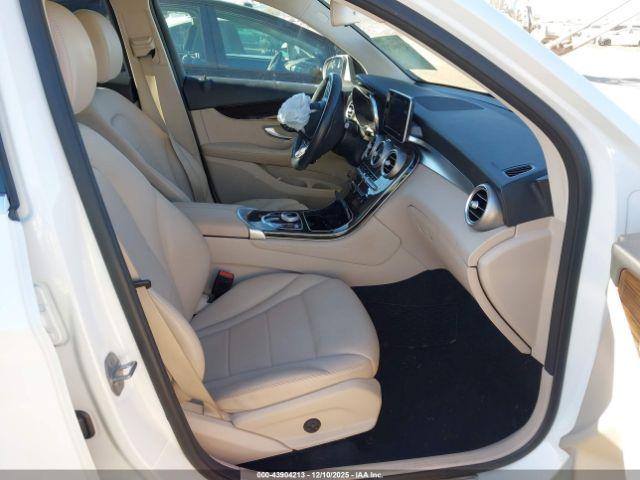 Mercedes-Benz GLC Image 10