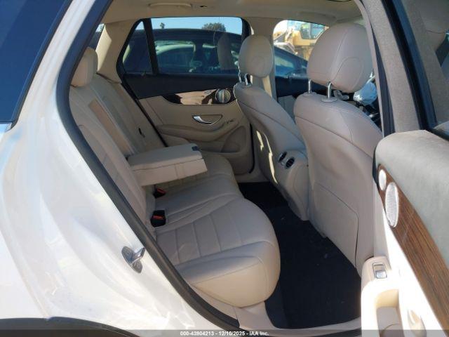 Mercedes-Benz GLC Image 11