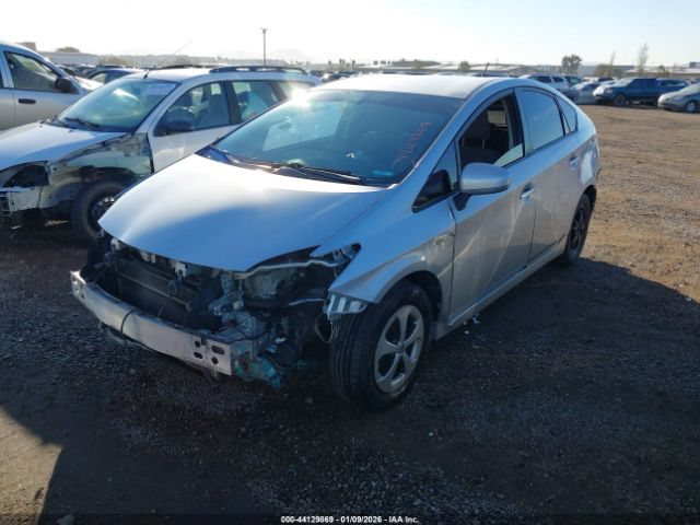 Toyota Prius Two Image 16