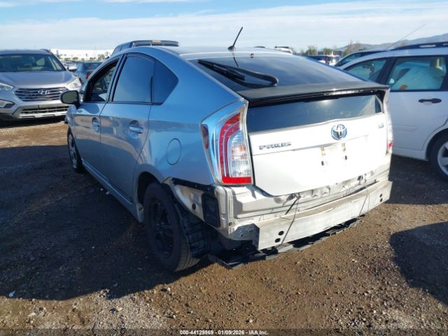 Toyota Prius Two Image 14