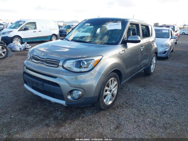 Kia Soul + Image 7