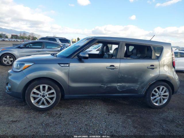 Kia Soul + Image 2