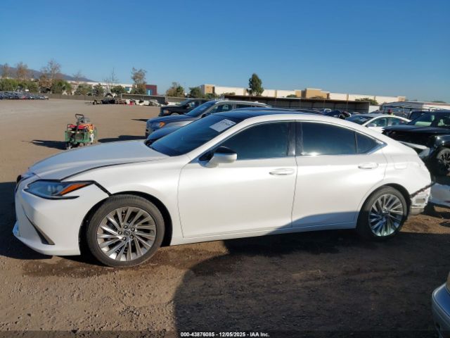 Lexus Es Luxury Image 16